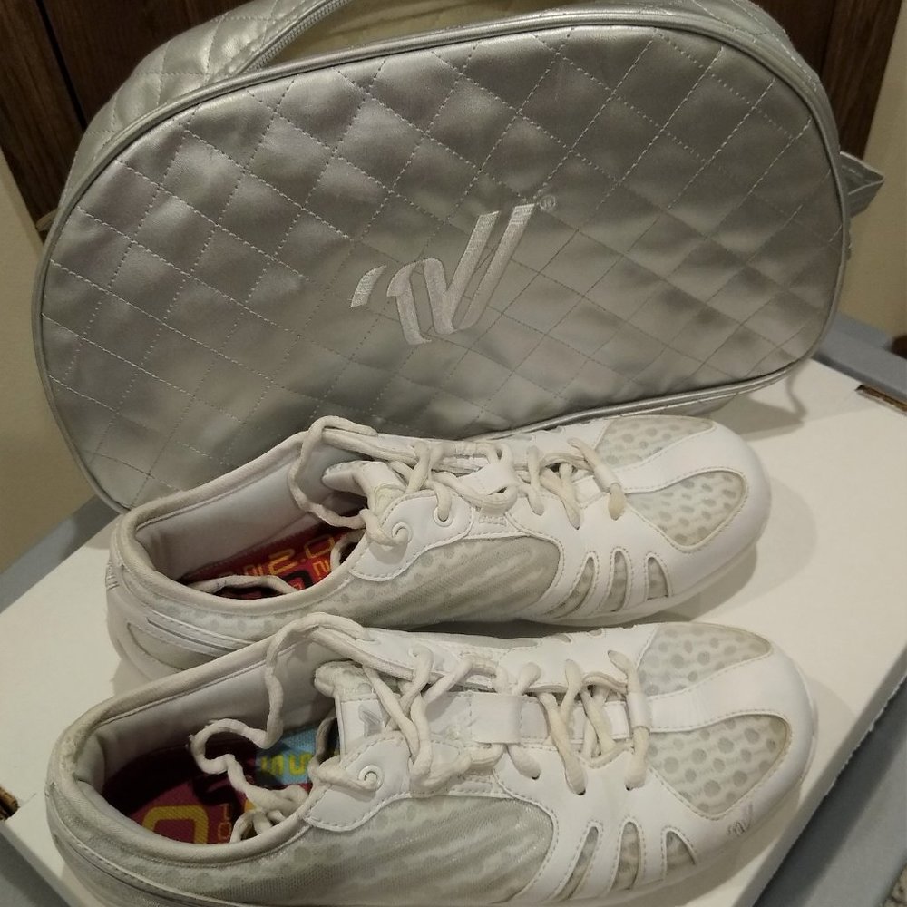 Varsity Last Pass 2.0 Competition Cheer Shoes and Carry Bag